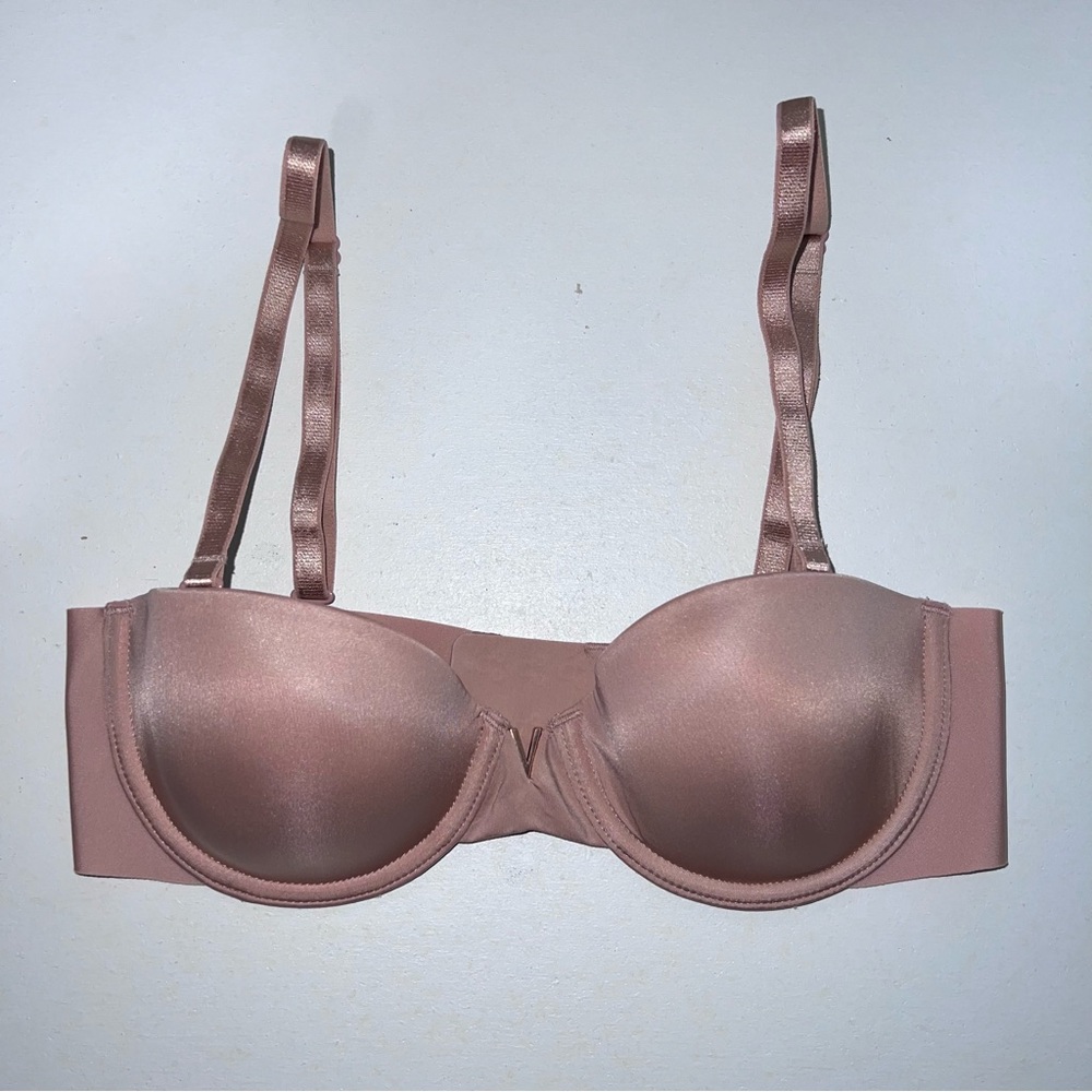 Victoria’s Secret Strapless Bra
